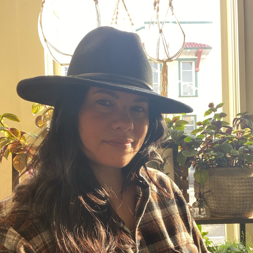 Meet your Posher, Kelly